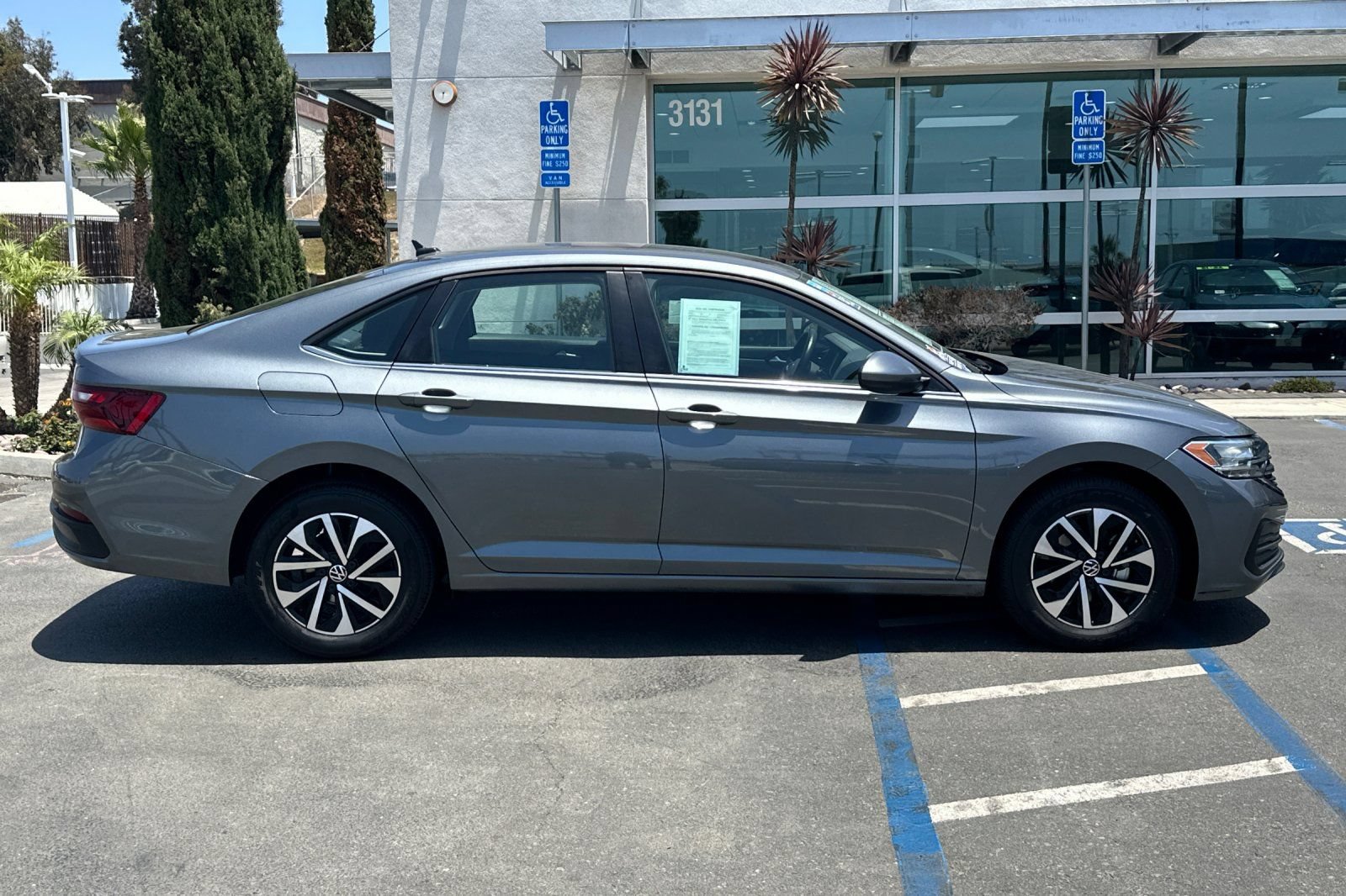Used 2024 Volkswagen Jetta S FWD image 3