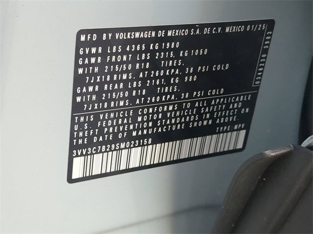 Certified 2025 Volkswagen Taos SE image 34
