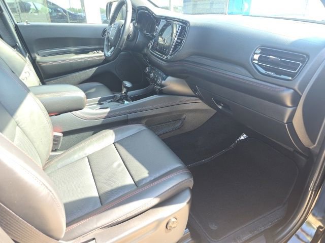 Used 2025 Dodge Durango GT AWD/4WD image 4