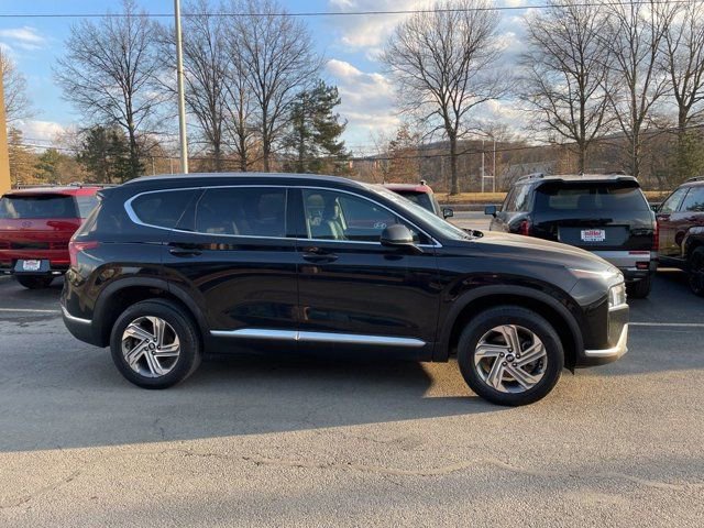 Used 2022 Hyundai Santa Fe SEL image 3