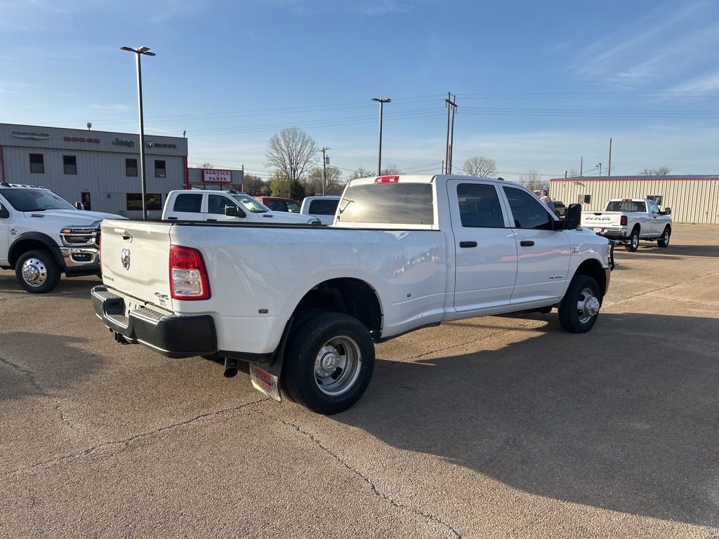 Used 2022 RAM 3500 Tradesman AWD/4WD image 3