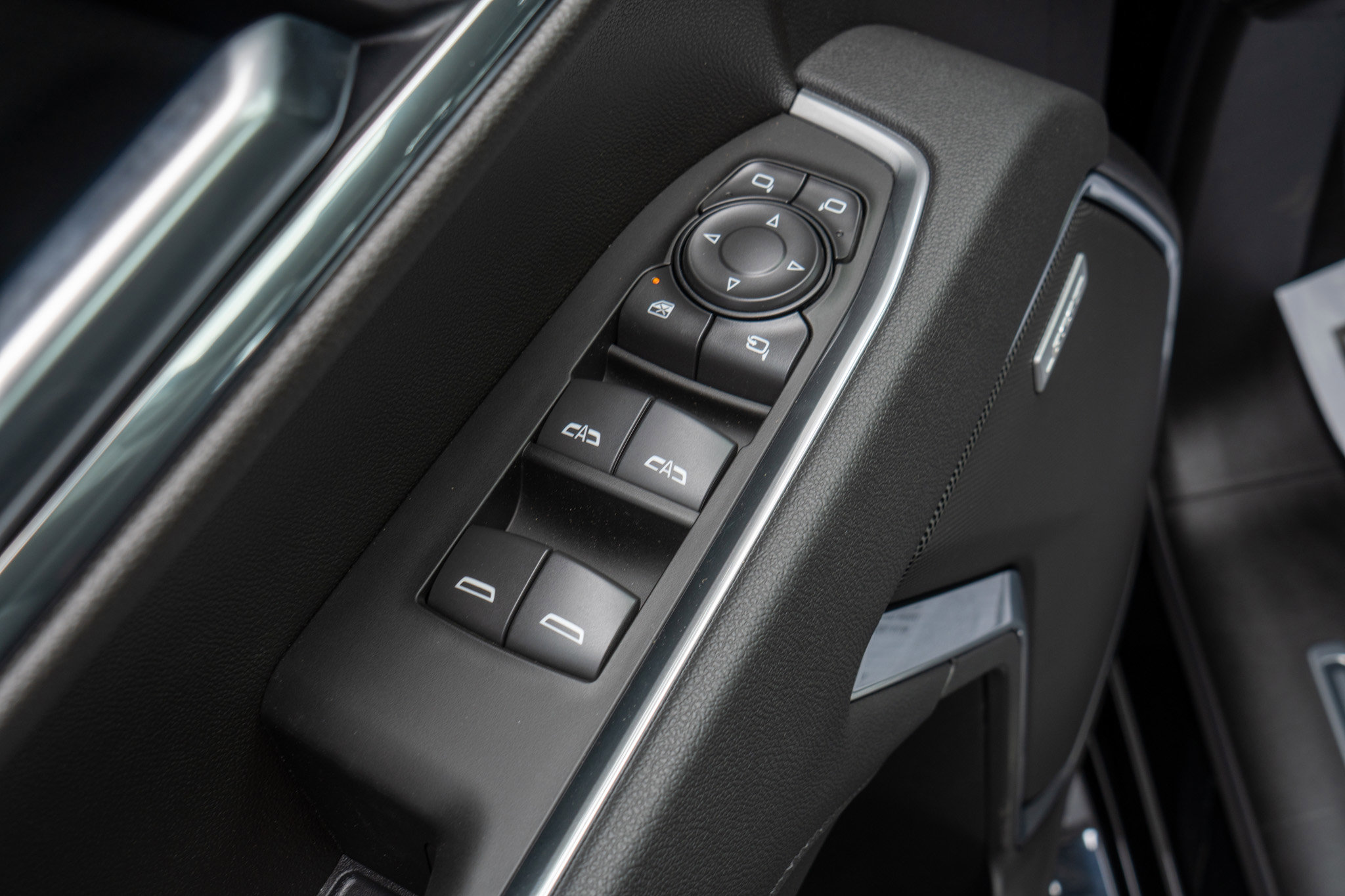 New 2026 GMC Sierra 1500 SLT AWD/4WD image 13