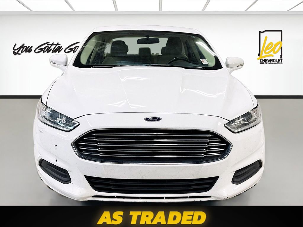 Used 2016 Ford Fusion SE image 2