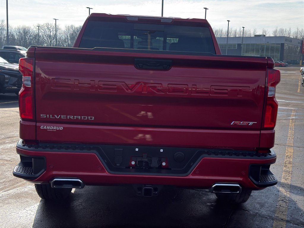 Used 2025 Chevrolet Silverado 1500 RST image 7