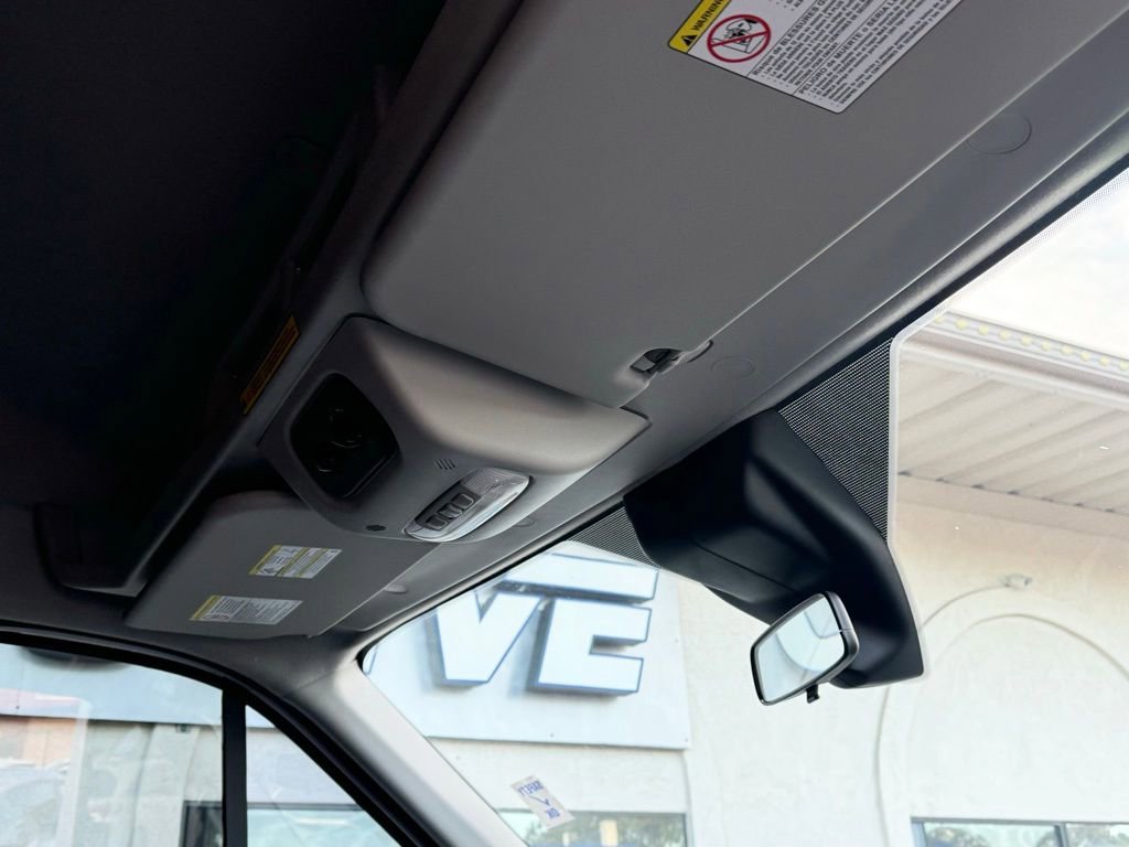 Used 2018 Ford Transit 350 XLT image 30