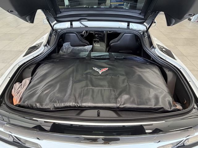 Used 2018 Chevrolet Corvette Z06 RWD image 13