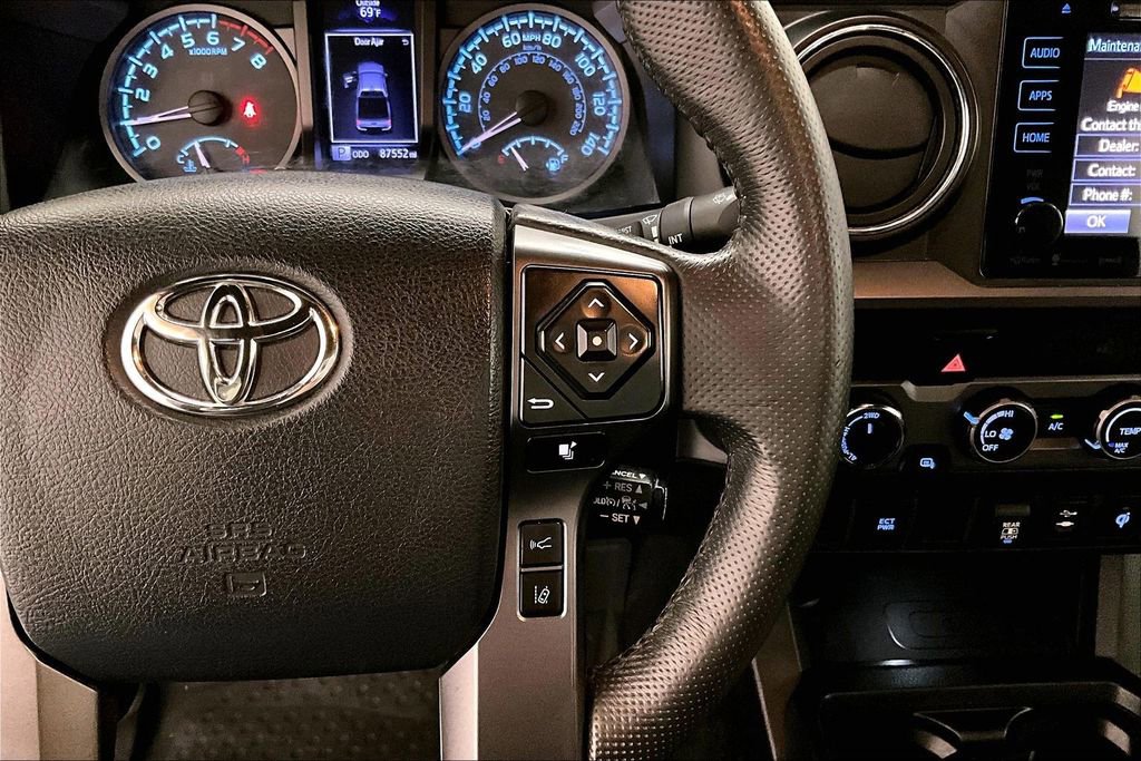 Used 2019 Toyota Tacoma TRD Off-Road AWD/4WD image 13
