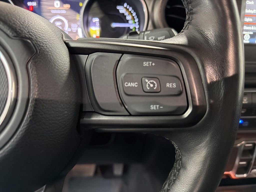 Used 2023 Jeep Wrangler Unlimited w/ Cold Weather Group image 18