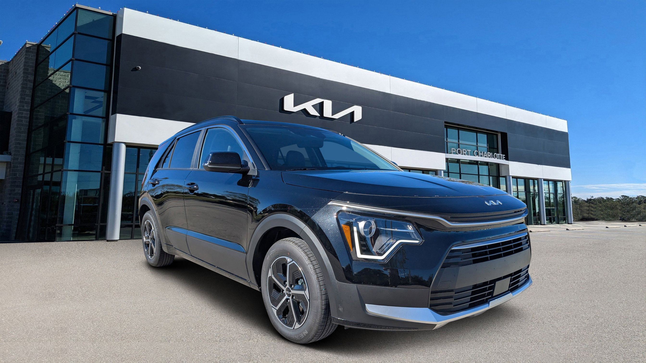 New 2025 Kia Niro EX