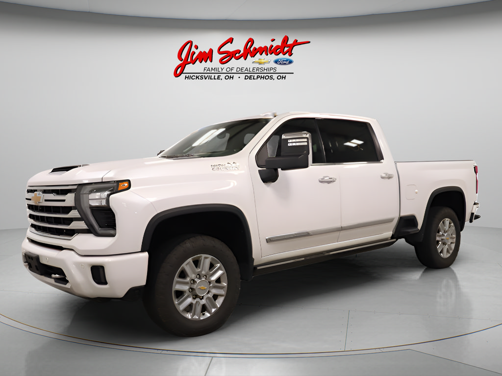 Used 2024 Chevrolet Silverado 2500 High Country w/ High Country Premium Package AWD/4WD image 2