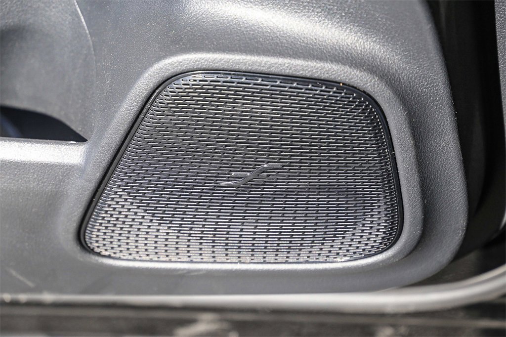 Used 2024 Mercedes-Benz GLB 250 4MATIC image 28