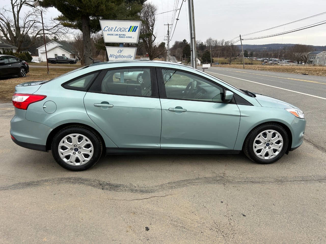 Used 2012 Ford Focus SE image 8