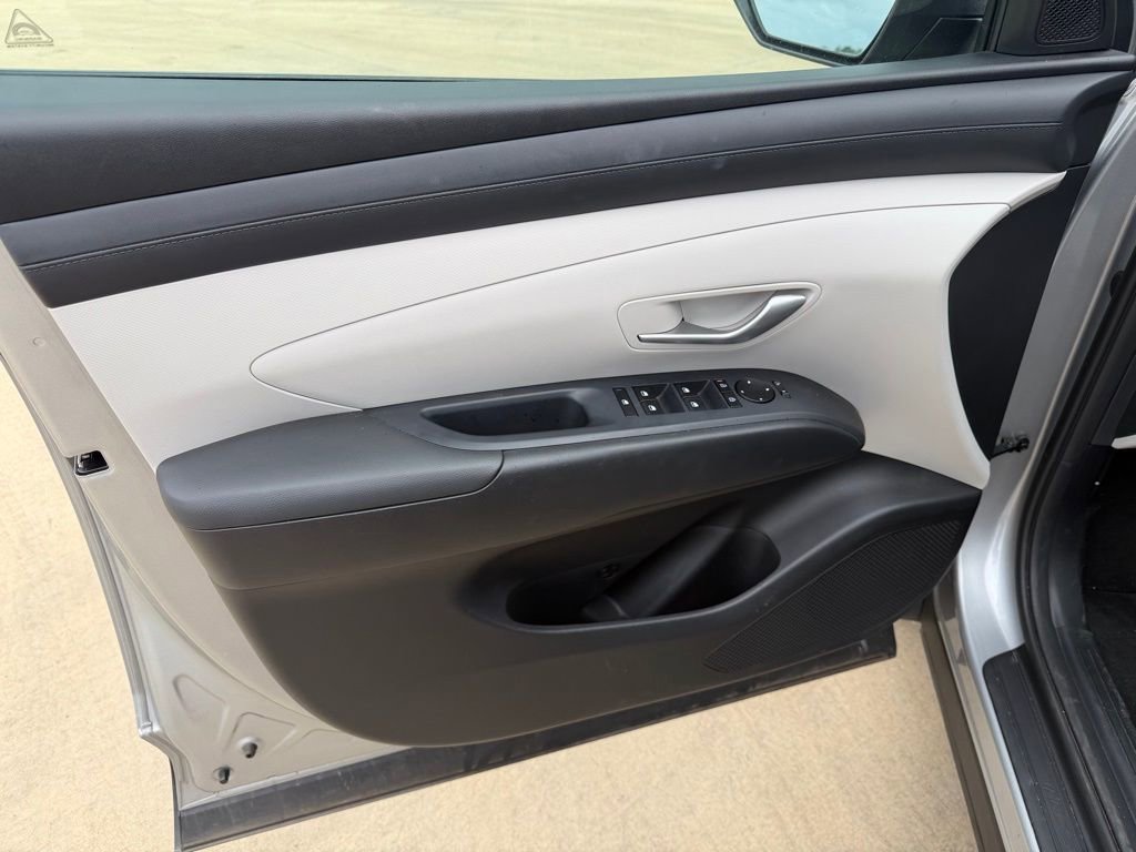 Certified 2025 Hyundai Tucson SEL image 12