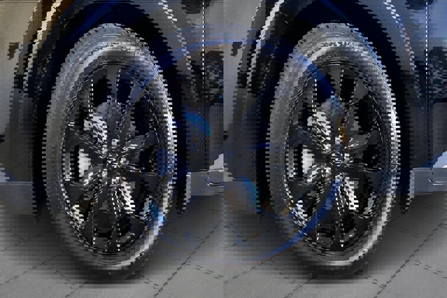 Used 2022 Kia Carnival SX Prestige image 10