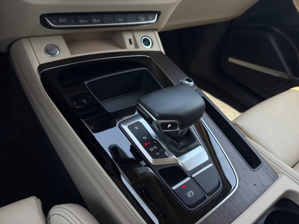 Used 2024 Audi Q5 2.0T Premium Plus AWD/4WD image 23