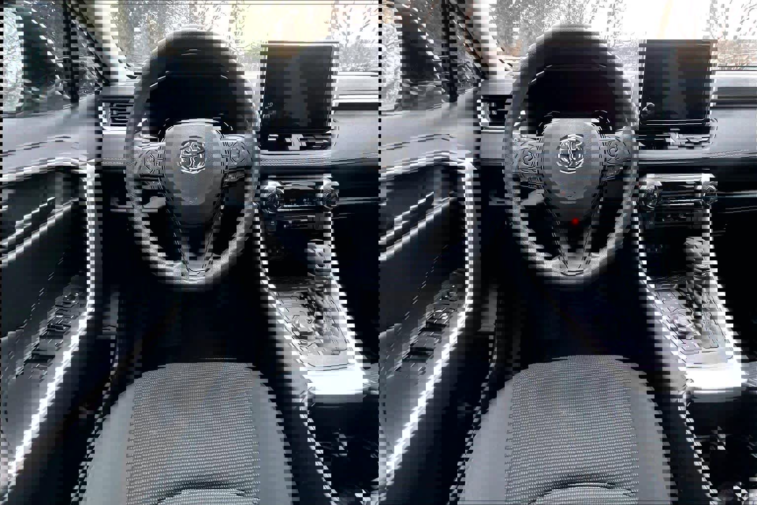 Certified 2023 Toyota RAV4 LE image 6