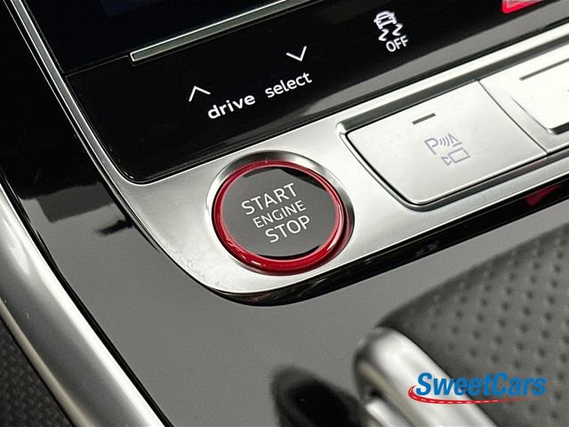 Used 2024 Audi RS Q8 AWD/4WD image 33