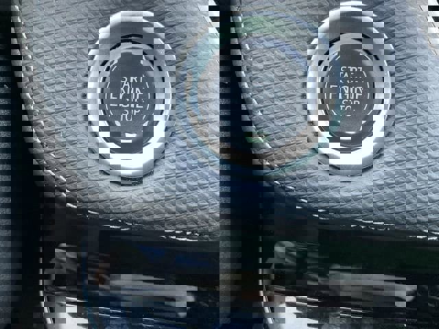 Used 2025 Chevrolet Equinox LT image 20