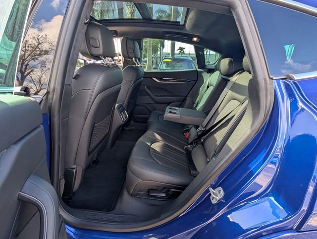 Used 2022 Maserati Levante Modena image 6