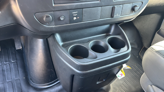 Used 2025 Chevrolet Express 2500 w/ Driver Convenience Package RWD image 23