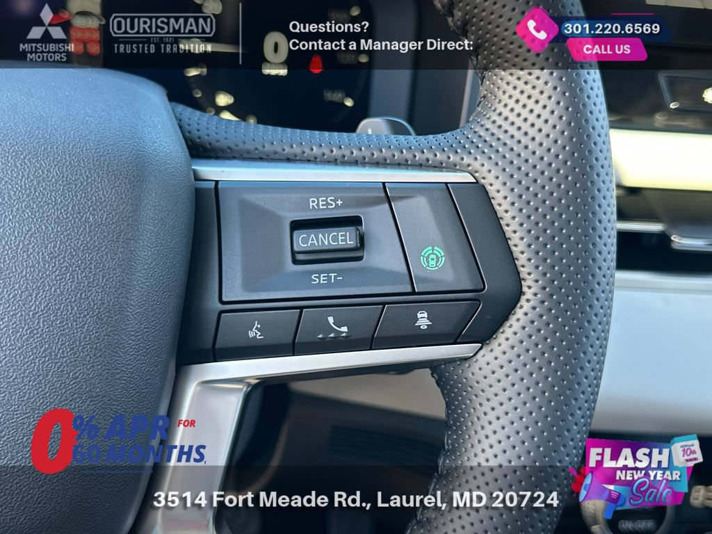 New 2025 Mitsubishi Outlander SE image 25