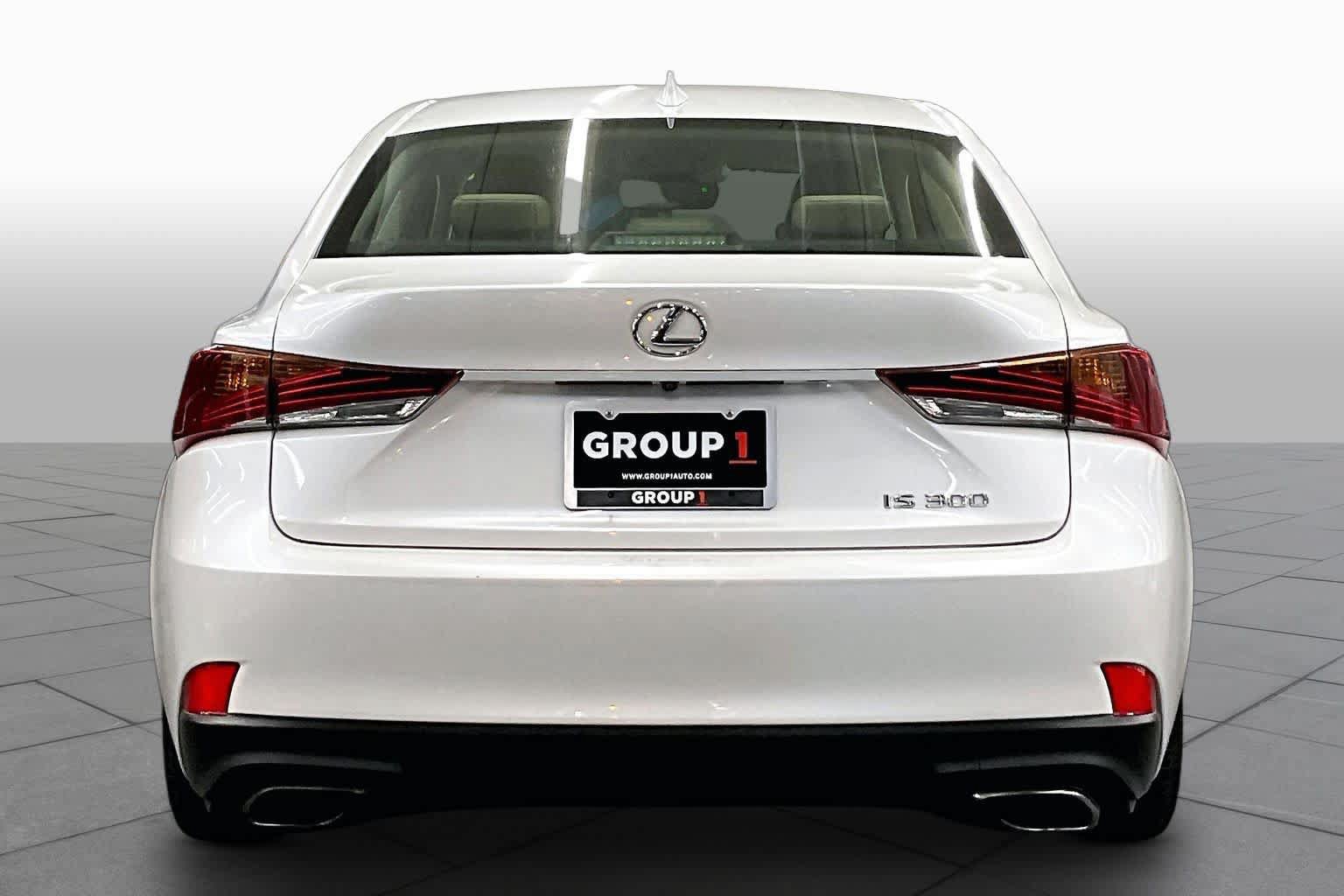 Used 2018 Lexus IS 300 w/ Accessory Package 2 RWD image 4