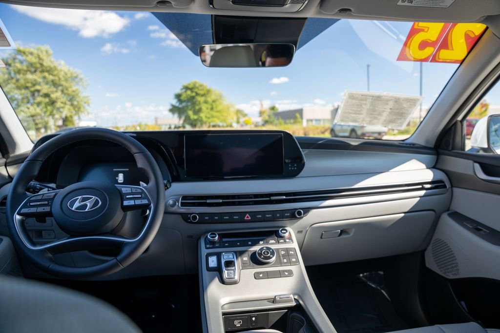 Used 2025 Hyundai Palisade SEL image 16