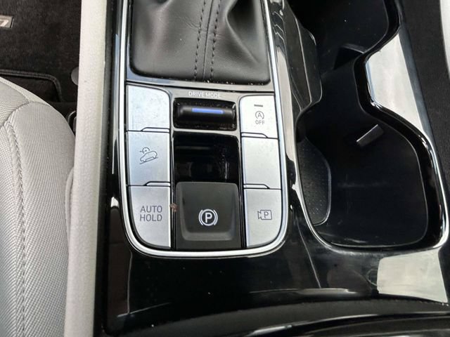 Certified 2025 Hyundai Tucson SE FWD image 17
