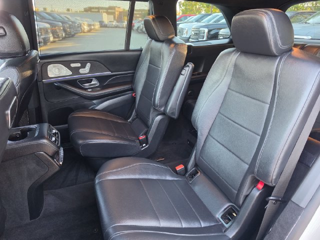 Used 2020 Mercedes-Benz GLS 450 4MATIC image 16