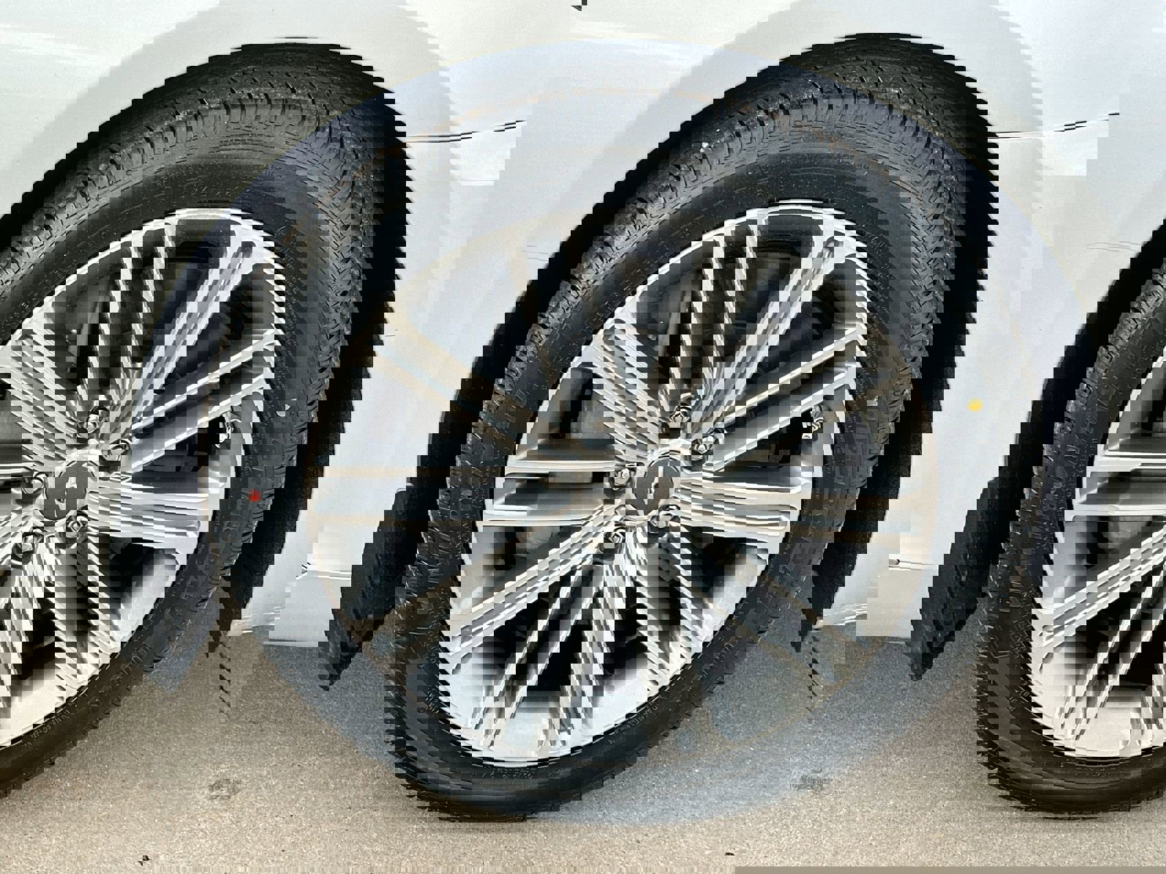 Used 2019 Genesis G80 3.8 image 10