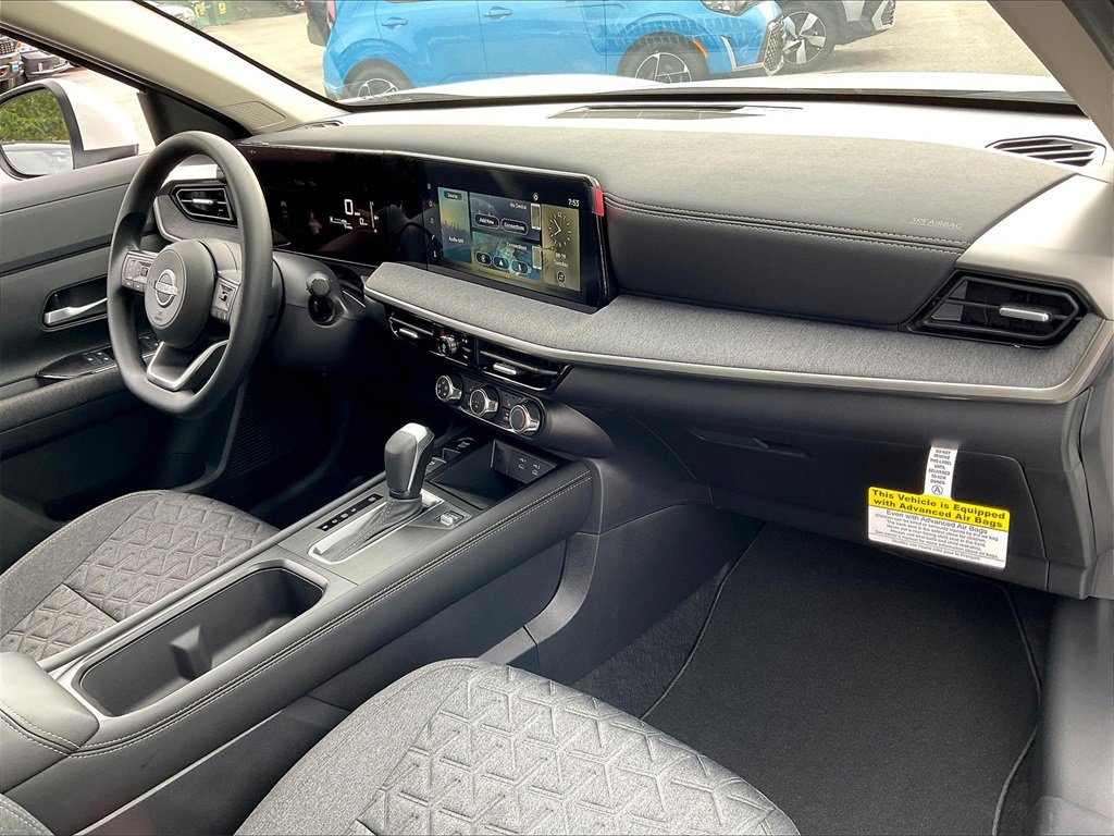 New 2025 Nissan Kicks SV w/ SV Premium Package image 10