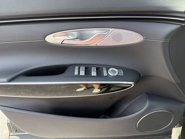Used 2025 Genesis GV70 2.5T AWD/4WD image 34