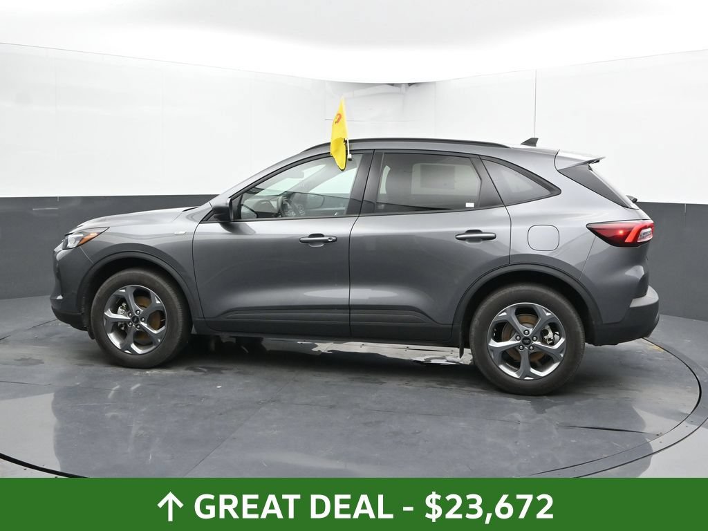 Used 2025 Ford Escape ST-Line AWD/4WD image 10
