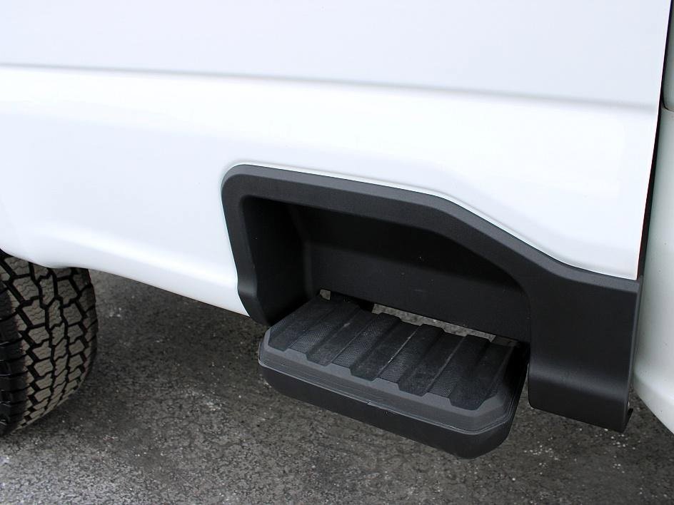 Used 2023 Ford F250 XL image 13