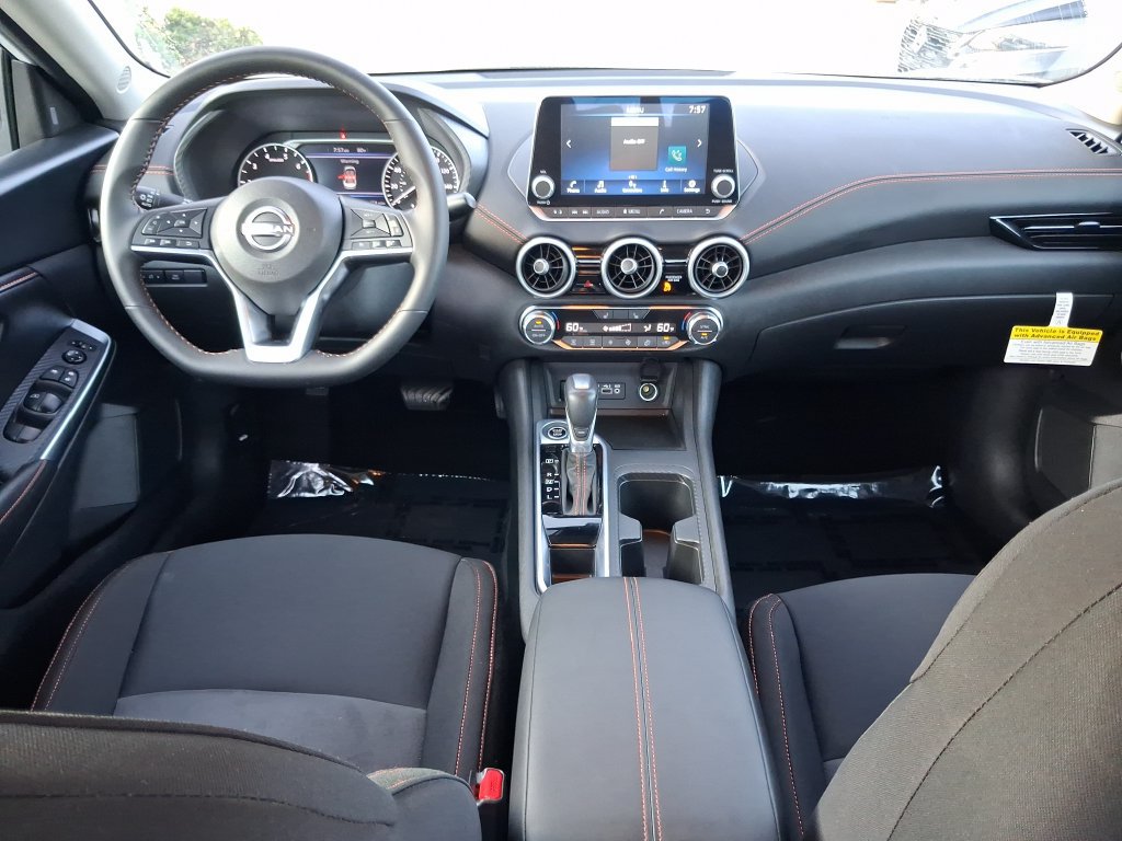 Certified 2025 Nissan Sentra SR FWD image 16