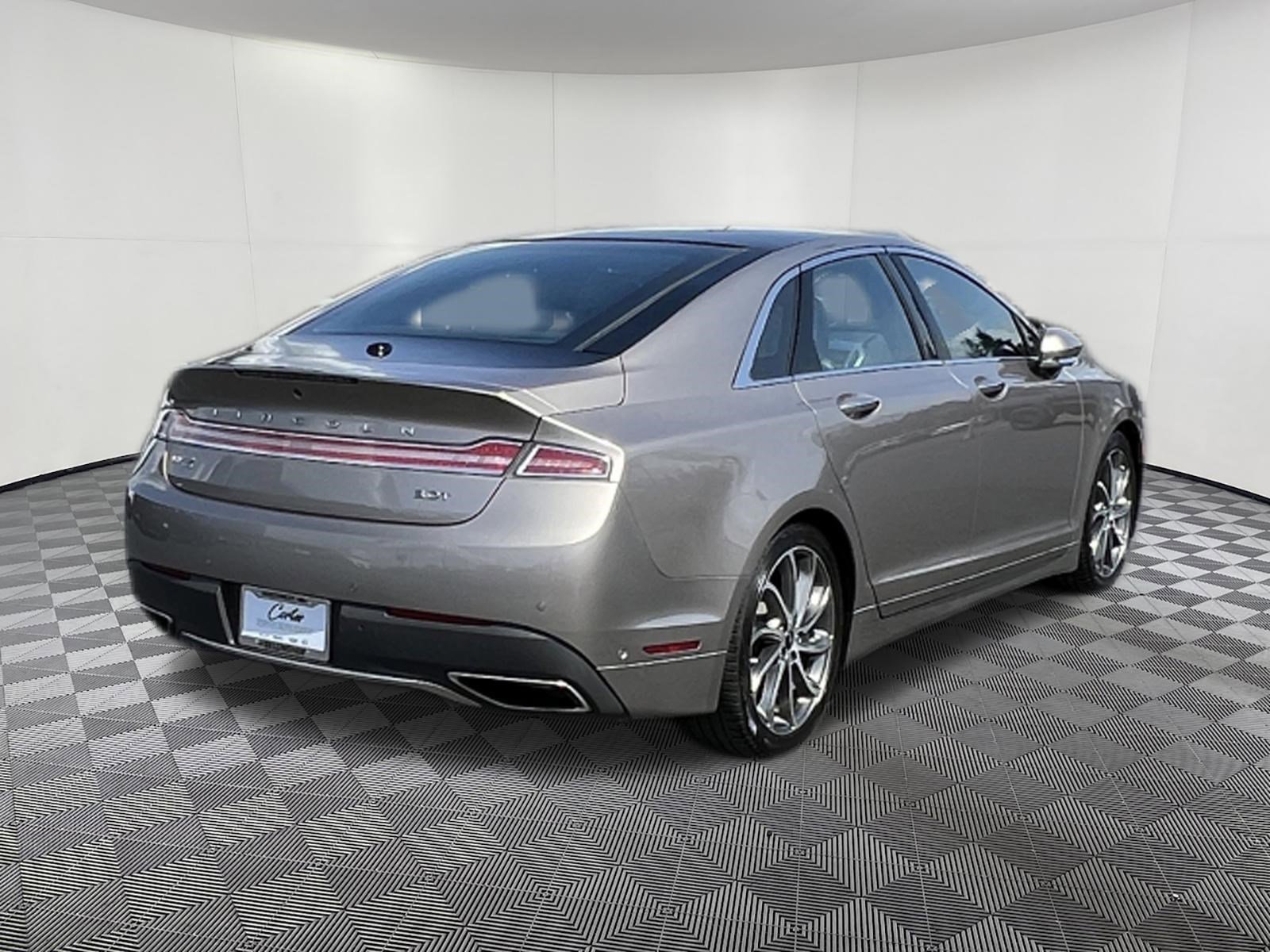 Used 2020 Lincoln MKZ Reserve w/ Luxury Package FWD image 6