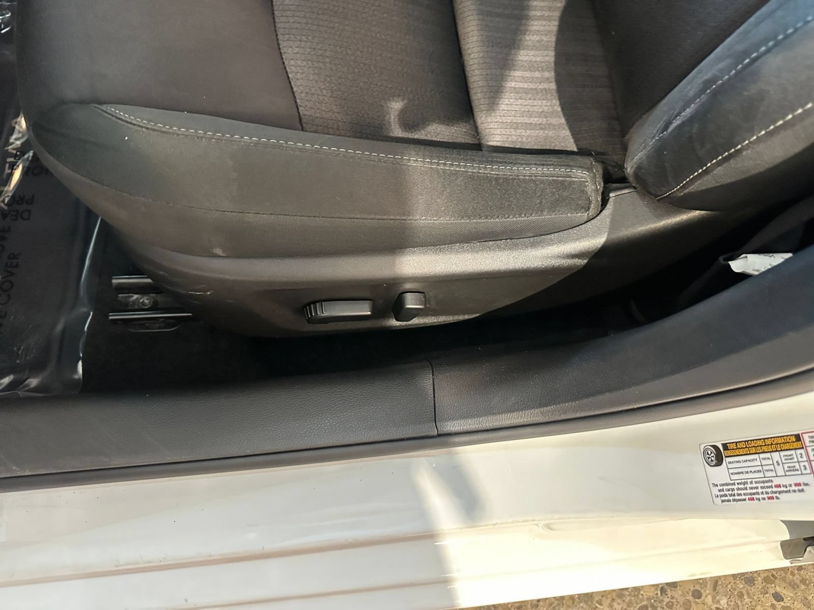 Used 2025 Nissan Altima 2.5 SV FWD image 22
