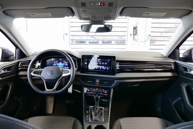 Certified 2025 Volkswagen Jetta S image 16