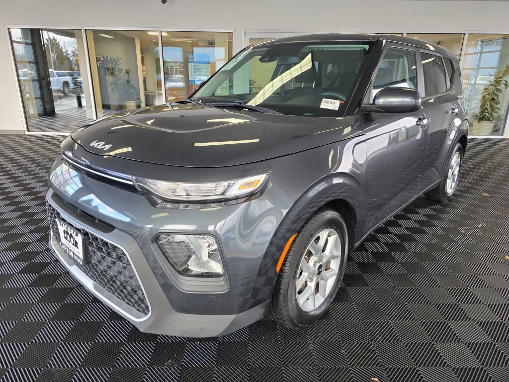 Used 2022 Kia Soul LX w/ Technology Package image 7