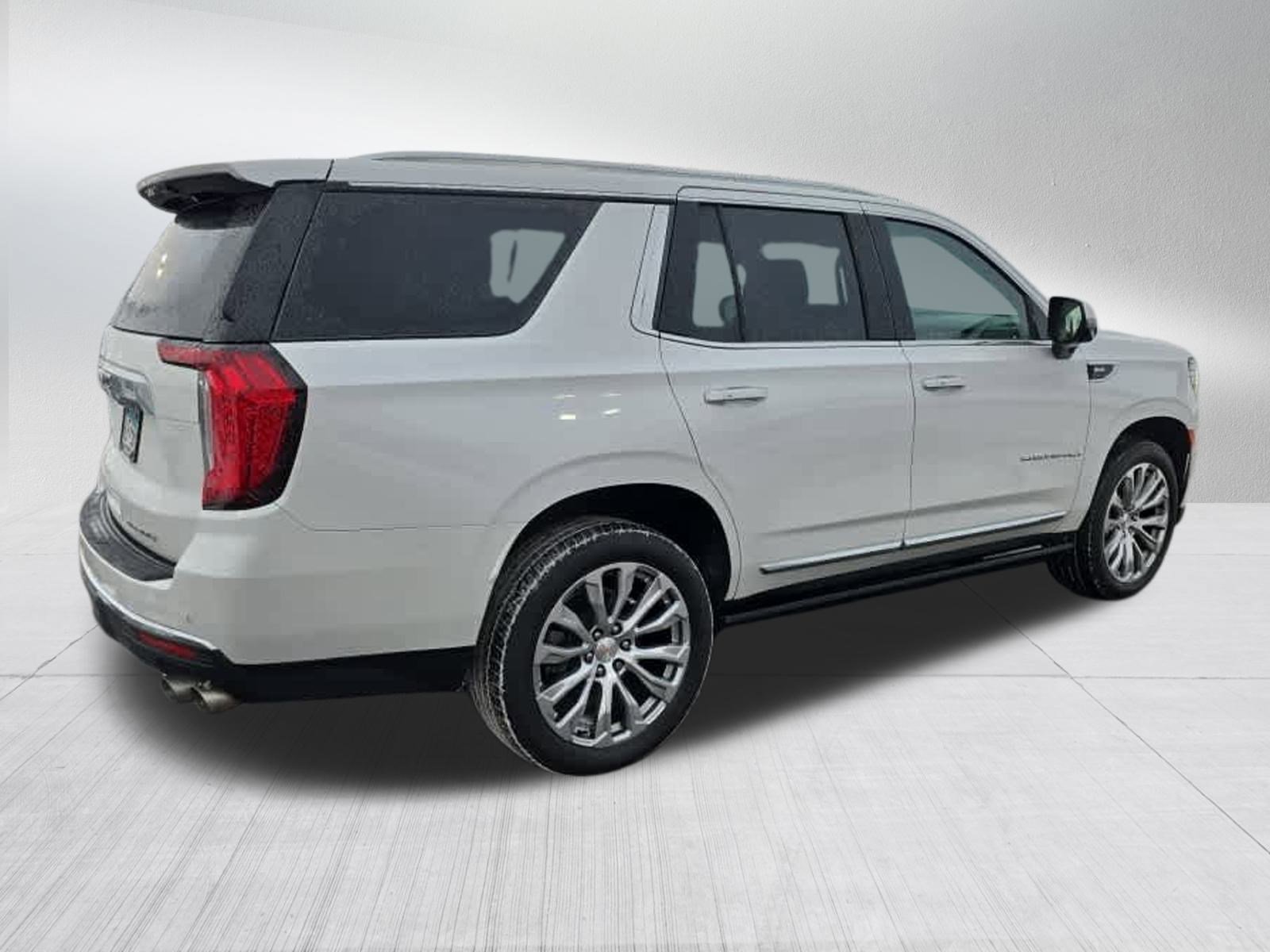 Used 2022 GMC Yukon Denali image 3