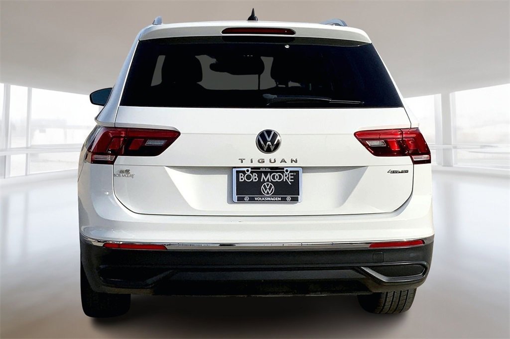 Used 2022 Volkswagen Tiguan SE image 4