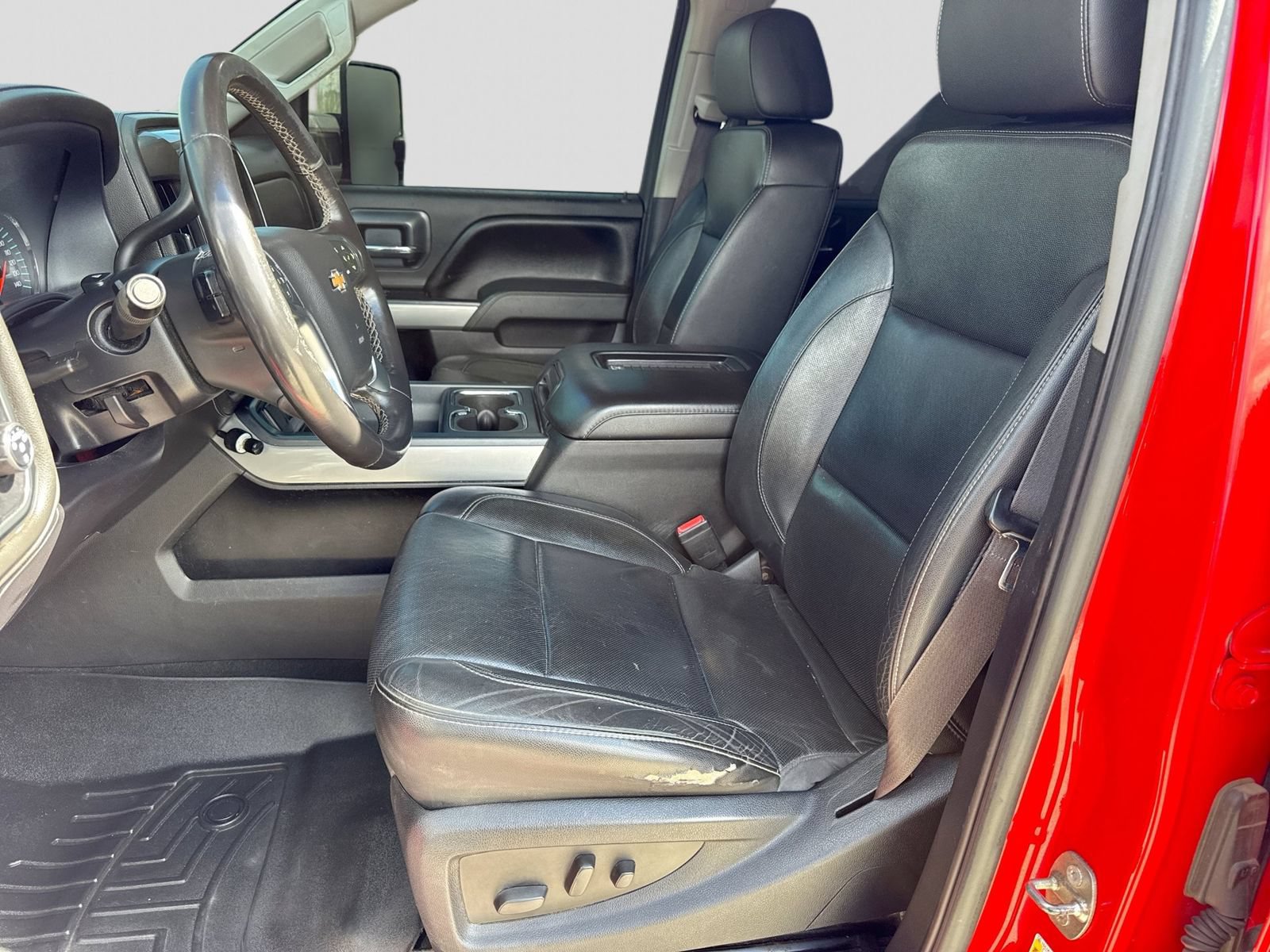 Used 2016 Chevrolet Silverado 2500 LTZ w/ Duramax Plus Package AWD/4WD image 20