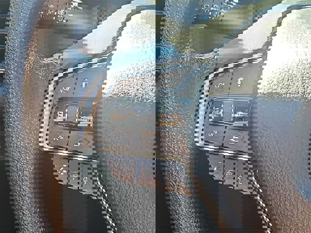 Used 2019 Honda Accord EX image 19