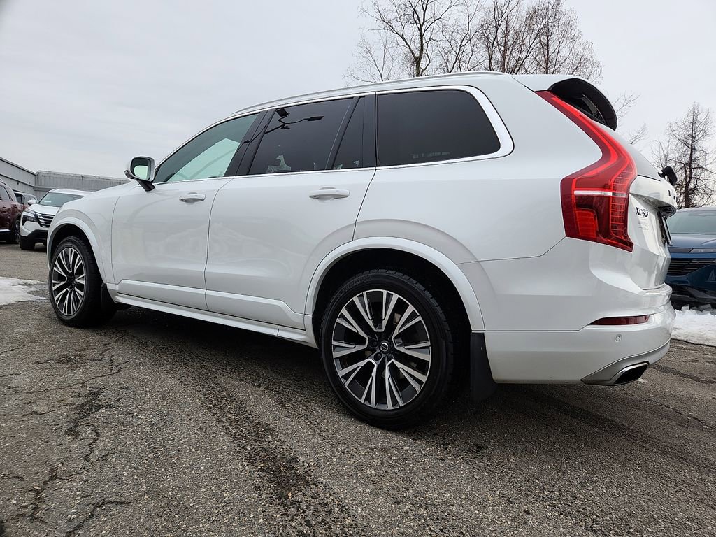 Used 2020 Volvo XC90 T6 Momentum w/ Protection Package Premier image 4