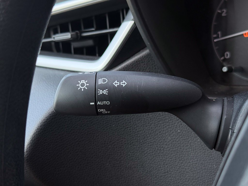 Used 2025 Toyota Corolla LE FWD image 21
