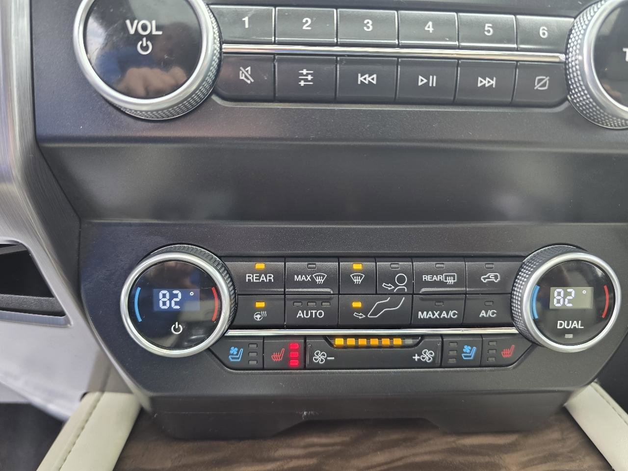 Used 2021 Ford Expedition Max Platinum image 15