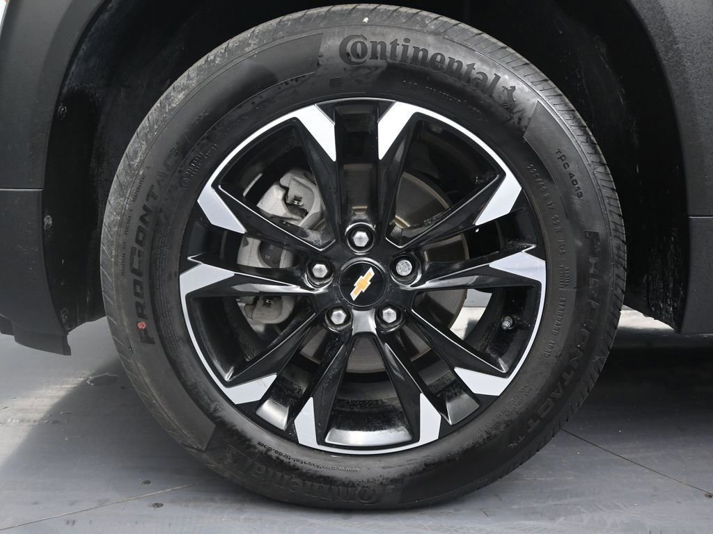 Used 2023 Chevrolet TrailBlazer LT w/ Convenience Package AWD/4WD image 9