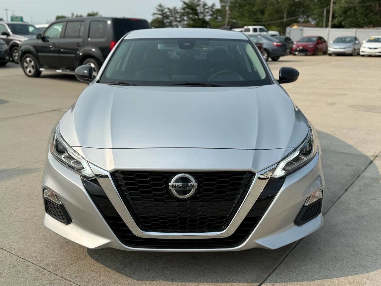 Used 2020 Nissan Altima 2.5 SR image 3