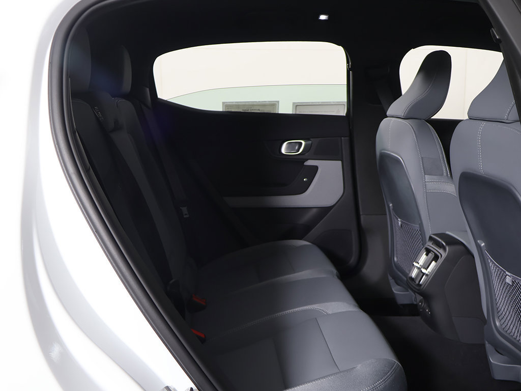 Used 2024 Polestar Polestar 2 AWD/4WD image 32
