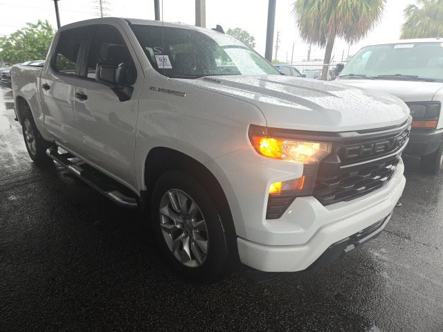 Used 2025 Chevrolet Silverado 1500 Custom RWD image 3